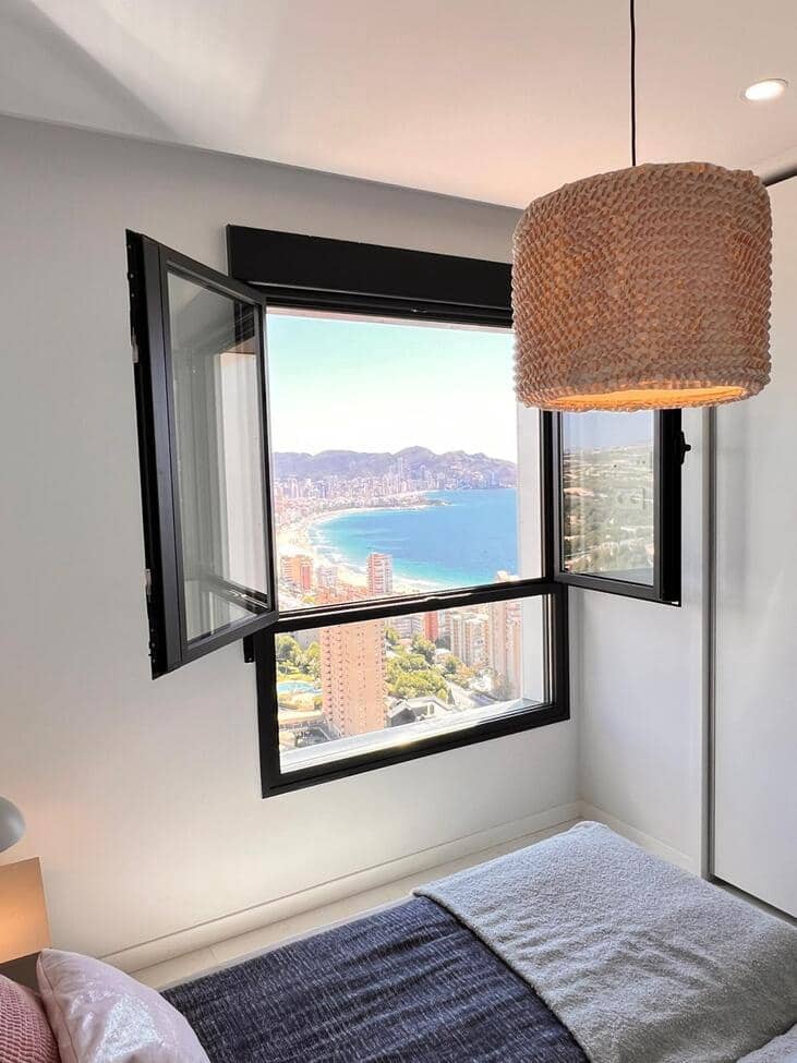 3 bedroom Apartment for sale in Benidorm - € 879,000 (Ref: 9314697)