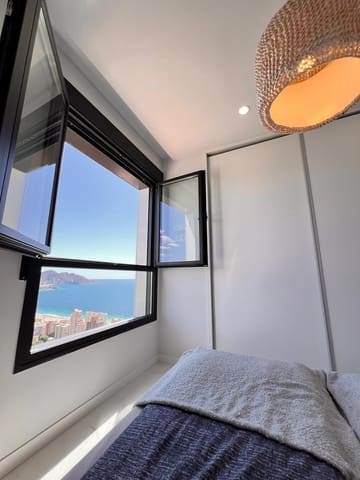 3 quarto Apartamento para venda em Playa Poniente, Benidorm com piscina - 879 000 € (Ref: 9314698)