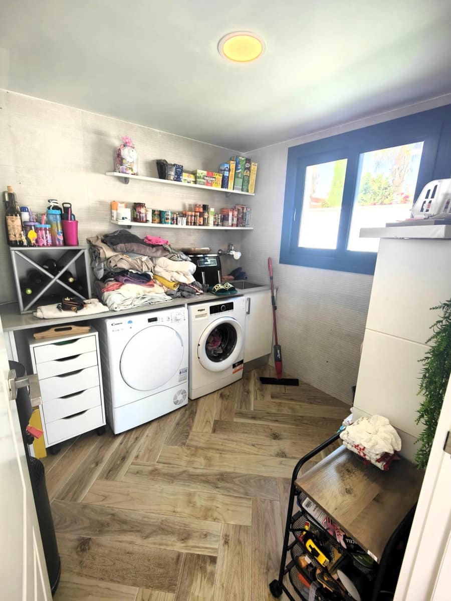 5 soveværelse Villa til salg i Cabo Roig med swimmingpool - € 1.559.900 (Ref: 9314699)