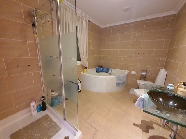 6 Zimmer Villa zu verkaufen in Los Balcones - 617.000 € (Ref: 9314703)