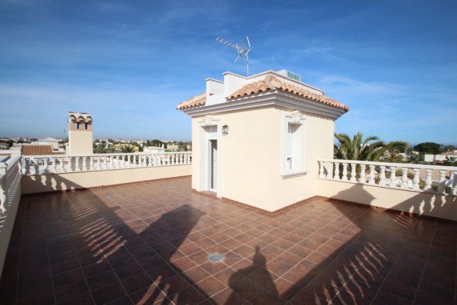 4 soverom Villa til salgs i Orihuela Costa med svømmebasseng - € 910 000 (Ref: 9314705)