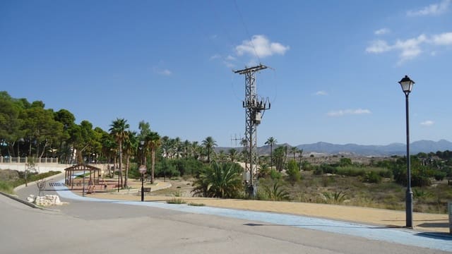 8 bedroom Commercial for sale in Fortuna - € 1,299,995 (Ref: 9314710)