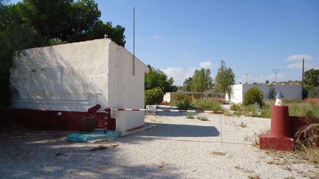 8 bedroom Commercial for sale in Fortuna - € 1,299,995 (Ref: 9314710)