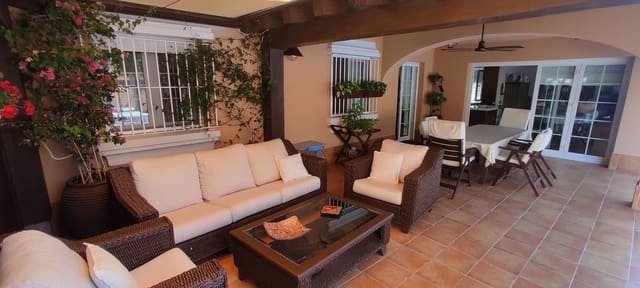 4 soverom Villa til salgs i Ciudad, San Javier med svømmebasseng garasje - € 865 000 (Ref: 9314711)