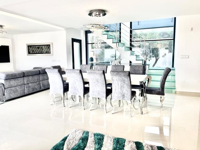 5 sypialnia Willa na sprzedaż w San Miguel de Salinas z basenem - 995 000 € (Ref: 9314713)