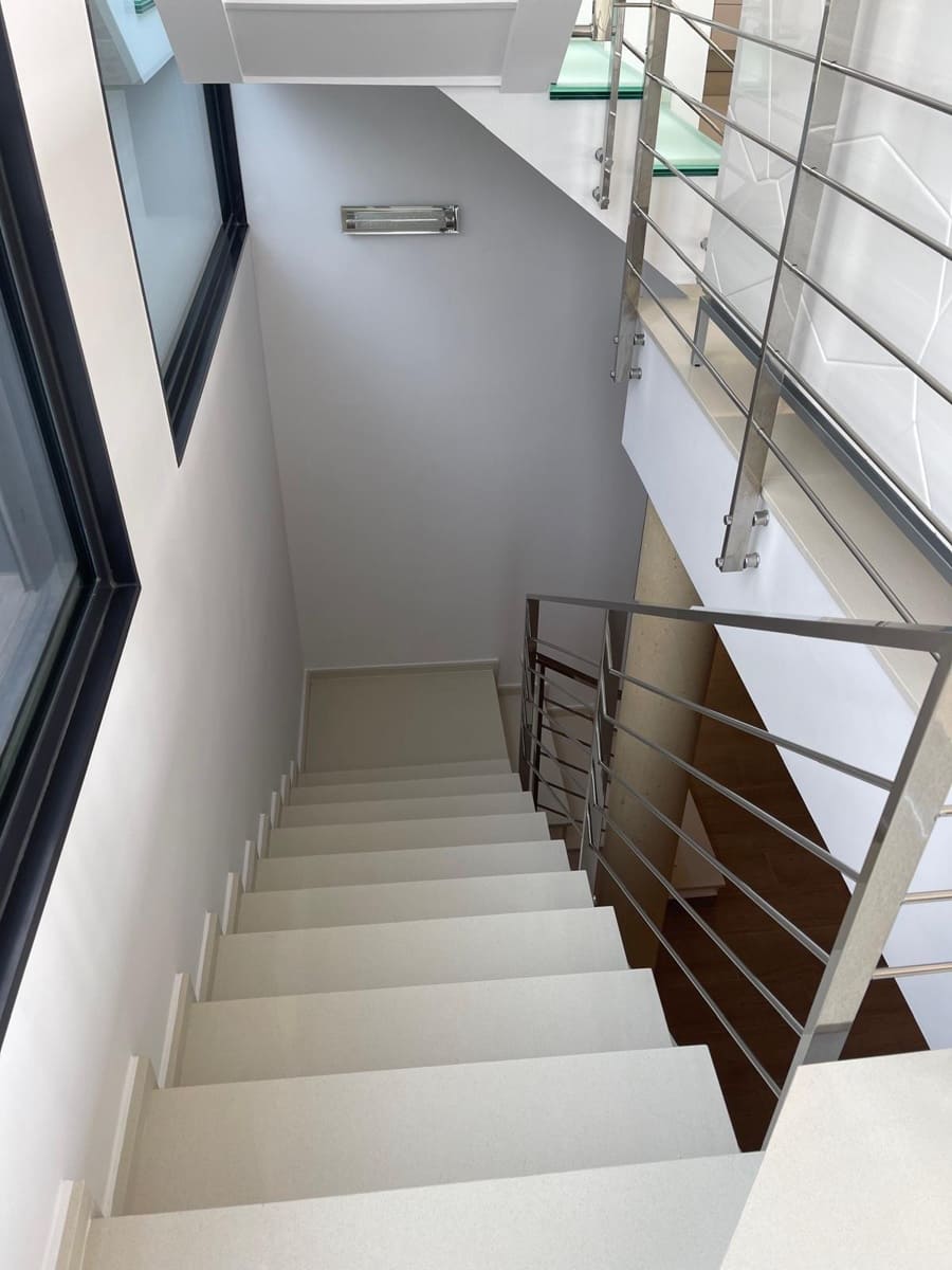 Chalet de 5 habitaciones en San Miguel de Salinas en venta con piscina - 995.000 € (Ref: 9314713)