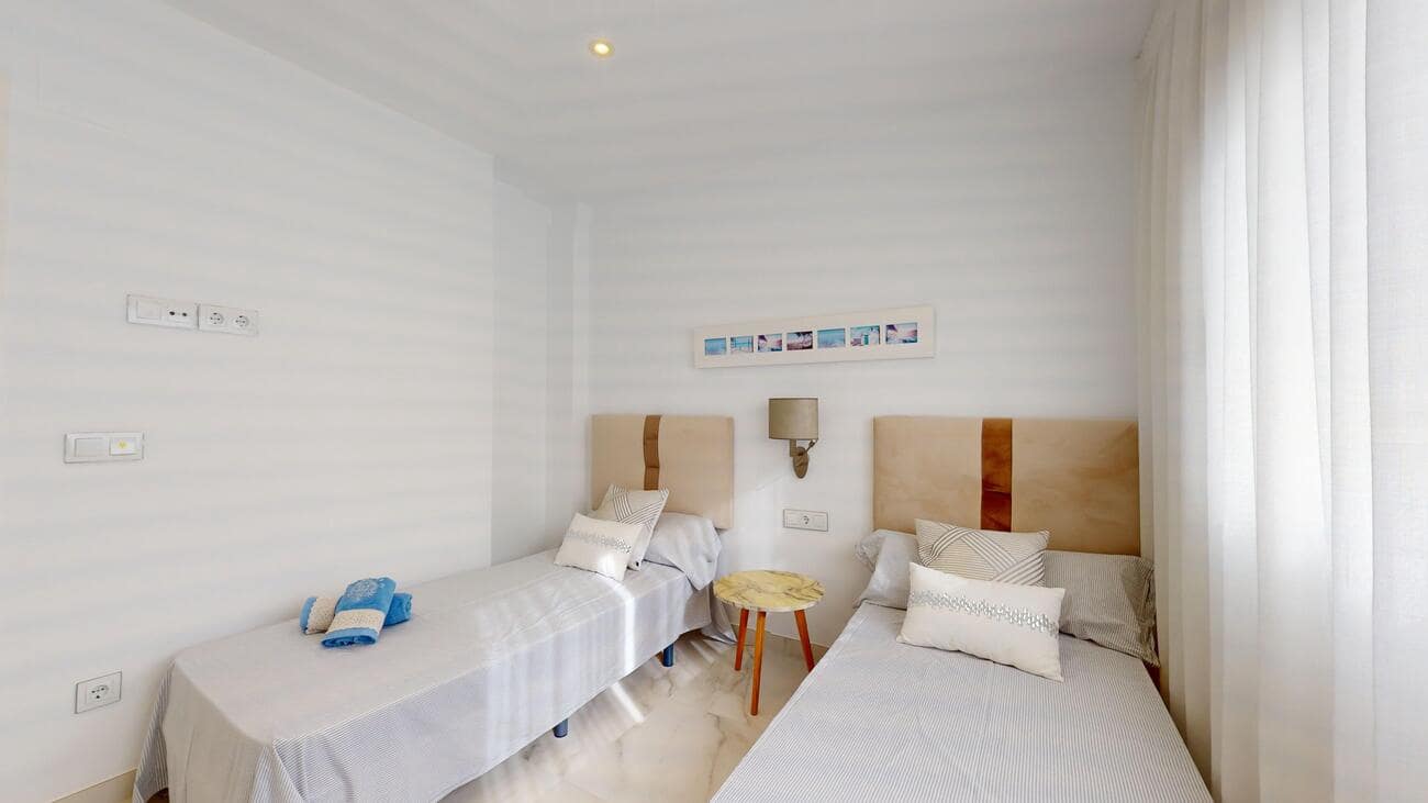 4 soveværelse Villa til salg i Playa Honda med garage - € 645.000 (Ref: 9314715)