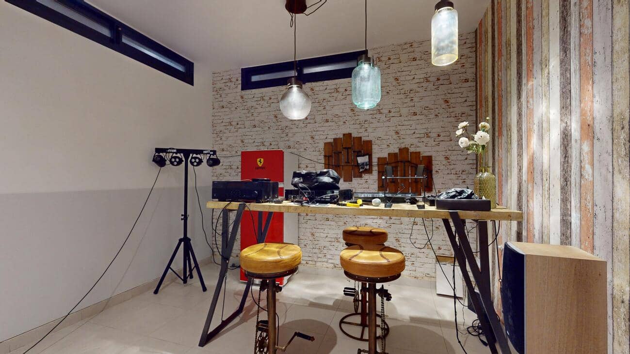 4 soveværelse Villa til salg i Playa Honda med garage - € 645.000 (Ref: 9314715)