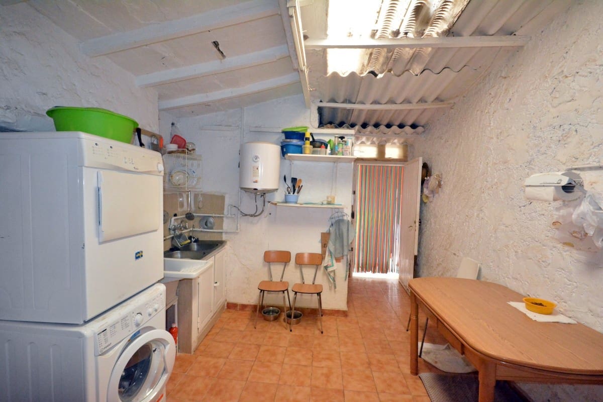 4 makuuhuone Maalaistalo myytävänä paikassa Almoradi mukana uima-altaan 
autotalli - 900 000 € (Ref: 9314724)