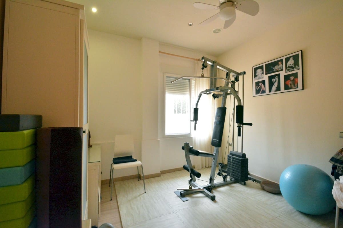 4 makuuhuone Maalaistalo myytävänä paikassa Almoradi mukana uima-altaan 
autotalli - 900 000 € (Ref: 9314724)