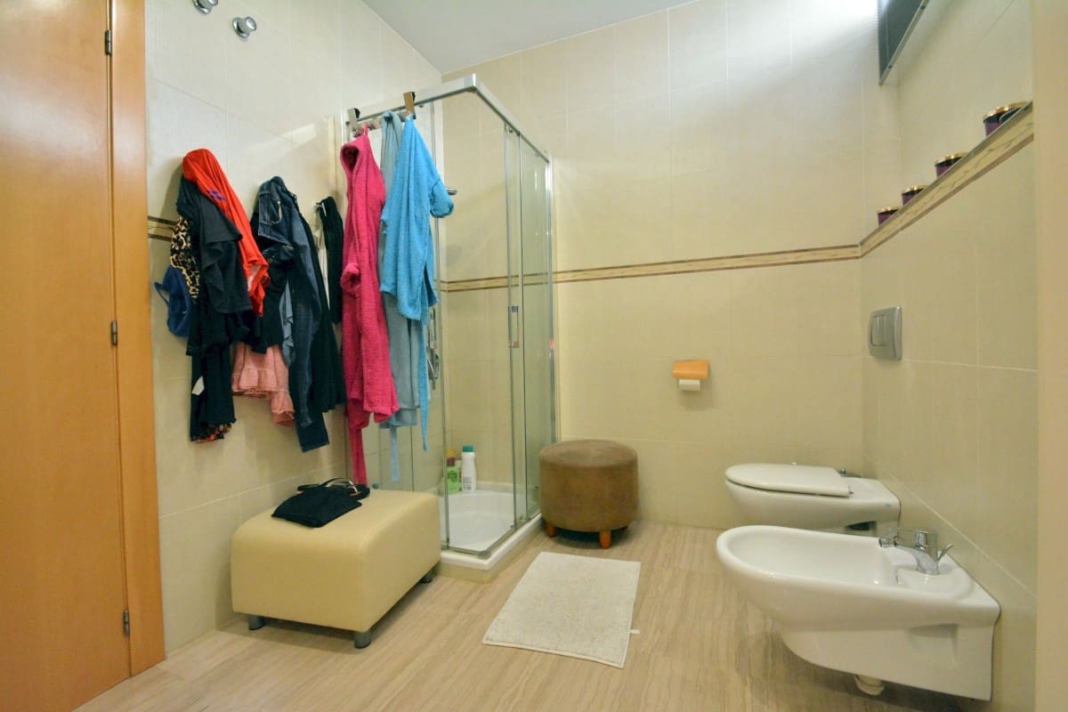 4 makuuhuone Maalaistalo myytävänä paikassa Almoradi mukana uima-altaan 
autotalli - 900 000 € (Ref: 9314724)