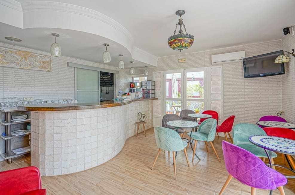 16 sypialnia Komercyjne na sprzedaż w Calpe / Calp z basenem - 1 050 000 € (Ref: 9314730)