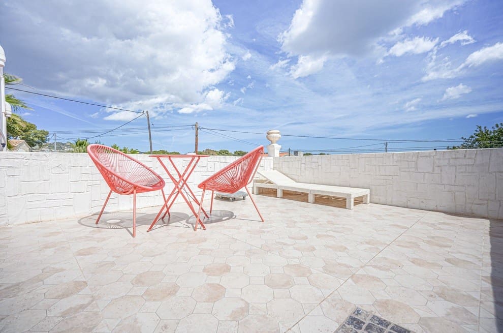 16 sypialnia Komercyjne na sprzedaż w Calpe / Calp z basenem - 1 050 000 € (Ref: 9314730)