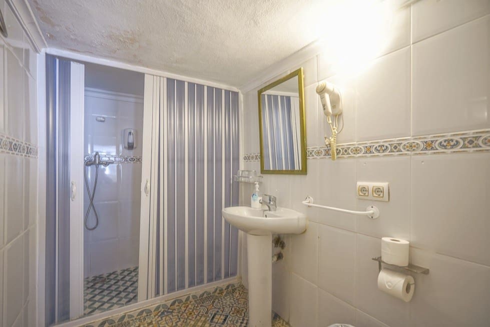 16 sypialnia Komercyjne na sprzedaż w Calpe / Calp z basenem - 1 050 000 € (Ref: 9314730)