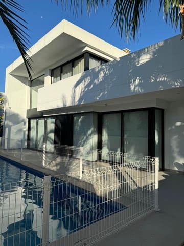 3 makuuhuone Huvila myytävänä paikassa Ciudad Quesada, Rojales mukana uima-altaan - 650 000 € (Ref: 9314740)