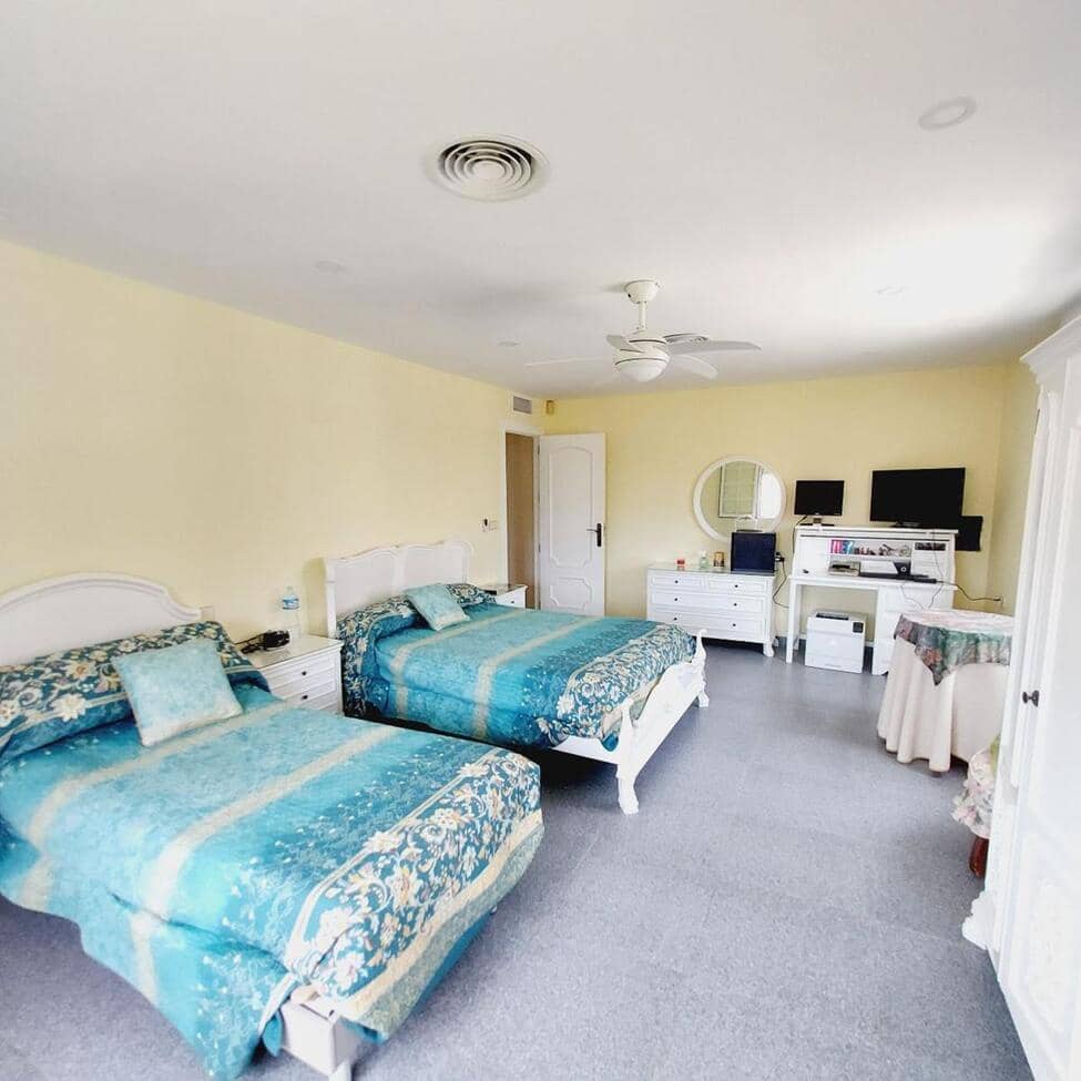 7 sovrum Villa till salu i Orihuela Costa med pool - 1 535 000 € (Ref: 9314744)