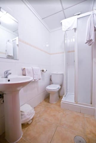 28 bedroom Commercial for sale in Centro - Muelle Pesquero, Torrevieja - € 2,150,000 (Ref: 9314750)