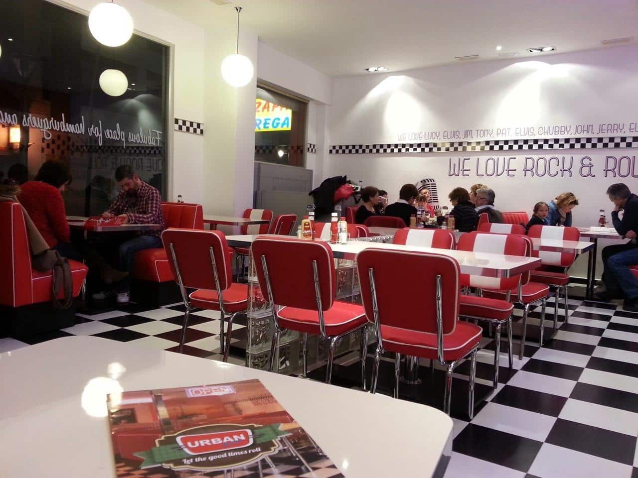 28 sypialnia Komercyjne na sprzedaż w Torrevieja - 2 150 000 € (Ref: 9314750)