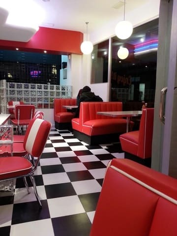 28 bedroom Commercial for sale in Centro - Muelle Pesquero, Torrevieja - € 2,150,000 (Ref: 9314750)