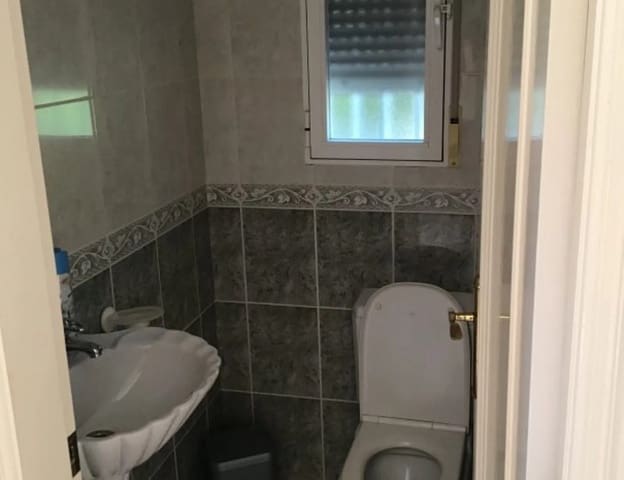 8 bedroom Villa for sale in Pueblo - Urbanizaciones, Alfaz del Pi / L'Alfàs del Pi with garage - € 1,100,000 (Ref: 9314752)