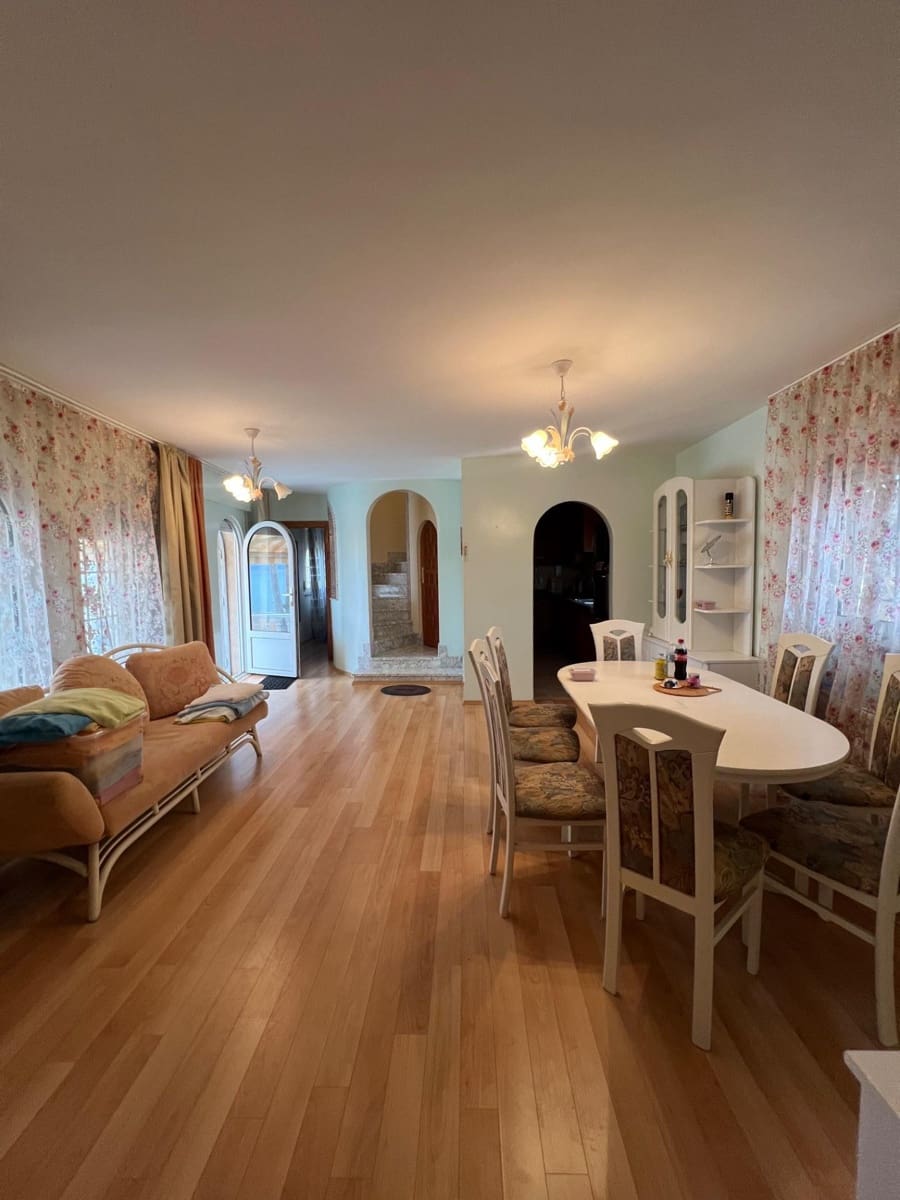 4 sypialnia Willa na sprzedaż w La Manga del Mar Menor z basenem - 700 000 € (Ref: 9314771)