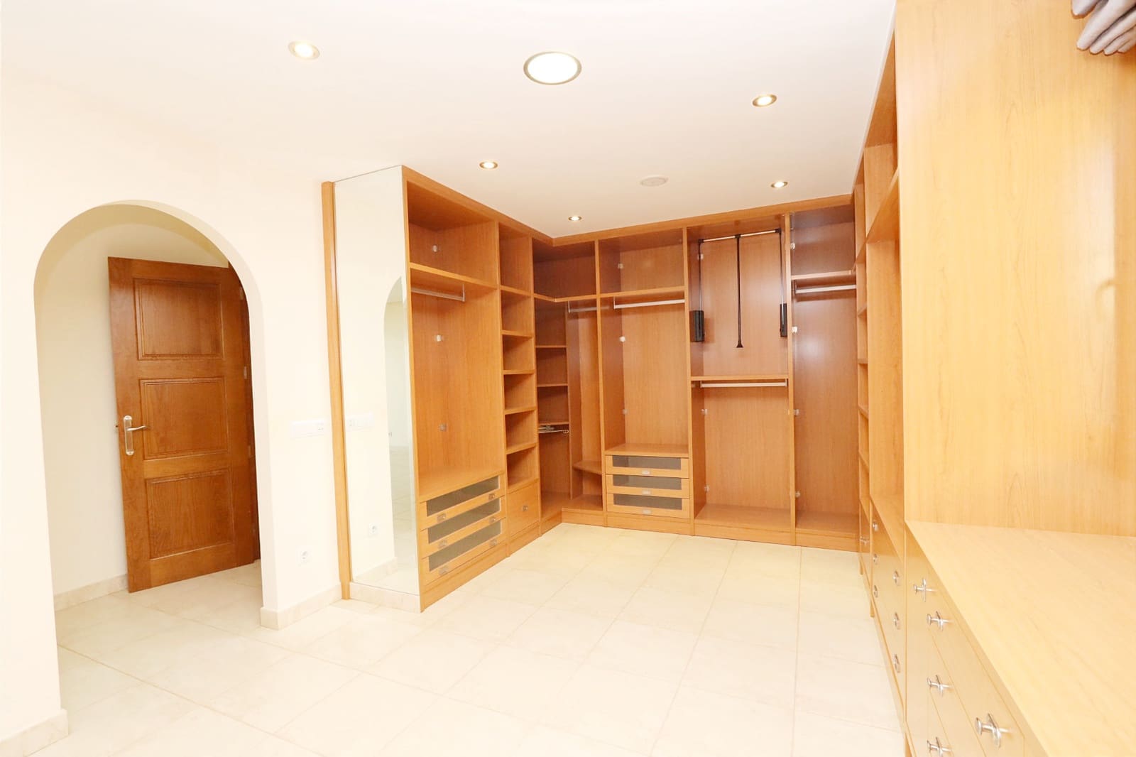 5 quarto Moradia para venda em Altea com garagem - 2 000 000 € (Ref: 9314773)