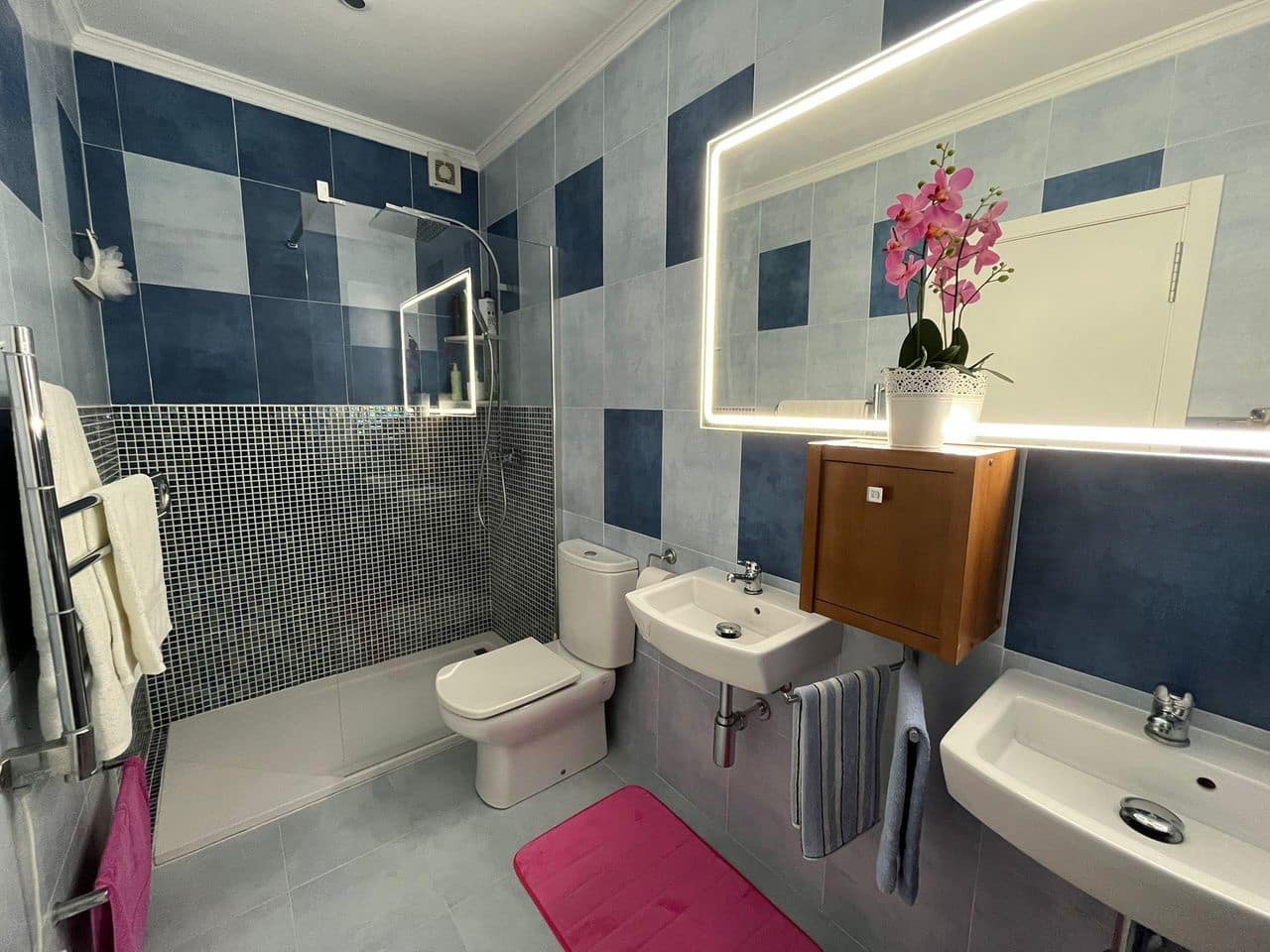 6 soveværelse Finca/Landehus til salg i La Torre Golf Resort med garage - € 609.500 (Ref: 9314775)