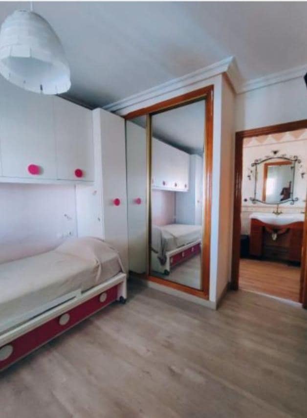 6 soverom Villa til salgs i Torrevieja med svømmebasseng garasje - € 549 900 (Ref: 9314785)