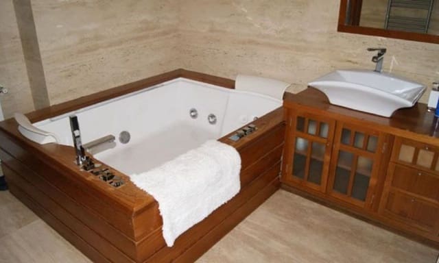 6 Zimmer Villa zu verkaufen in Dehesa de Campoamor, Orihuela mit Pool Garage - 1.650.000 € (Ref: 9314788)