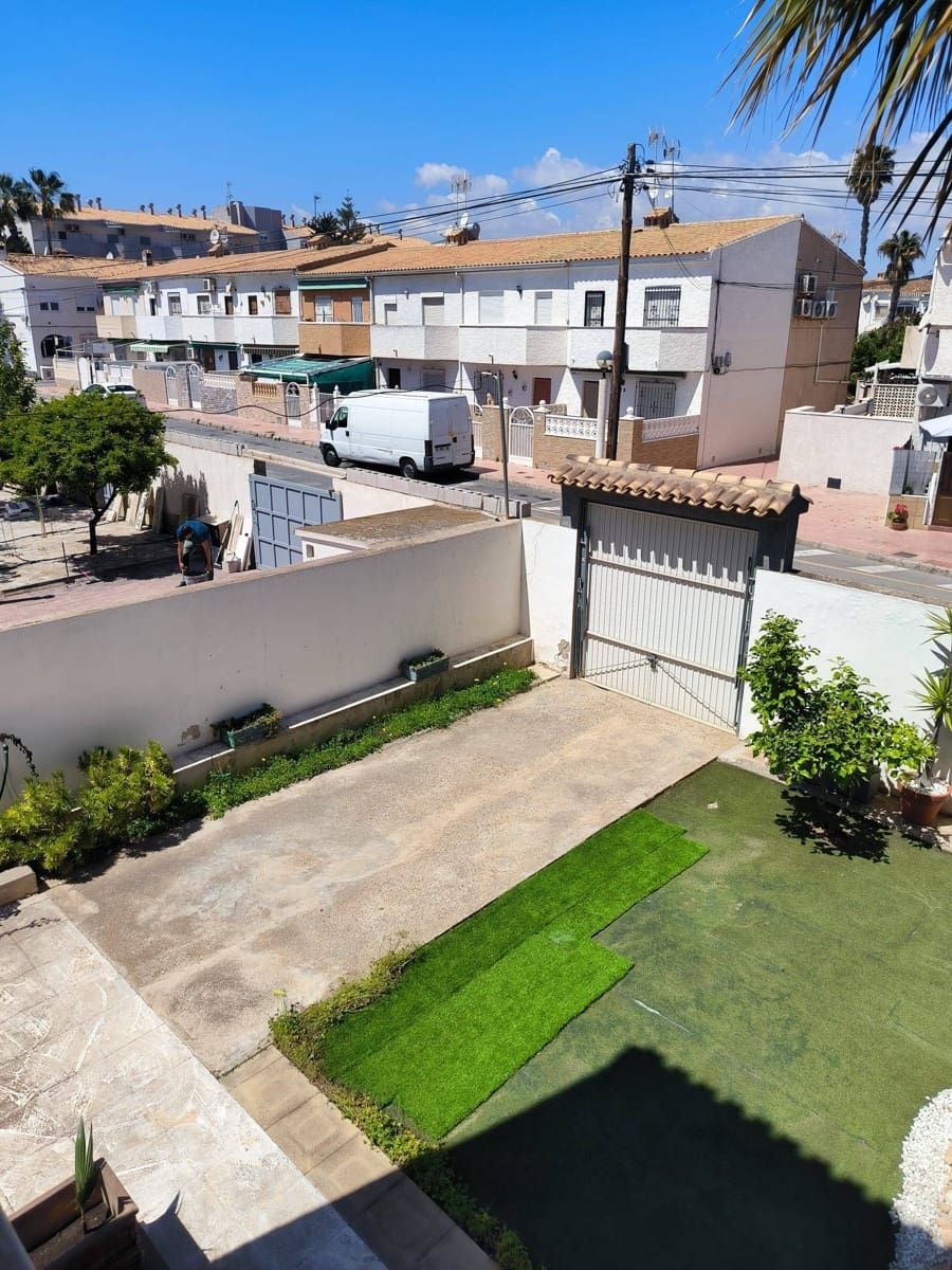 7 bedroom Townhouse for sale in Orihuela Costa with pool - € 521,000 (Ref: 9314796)