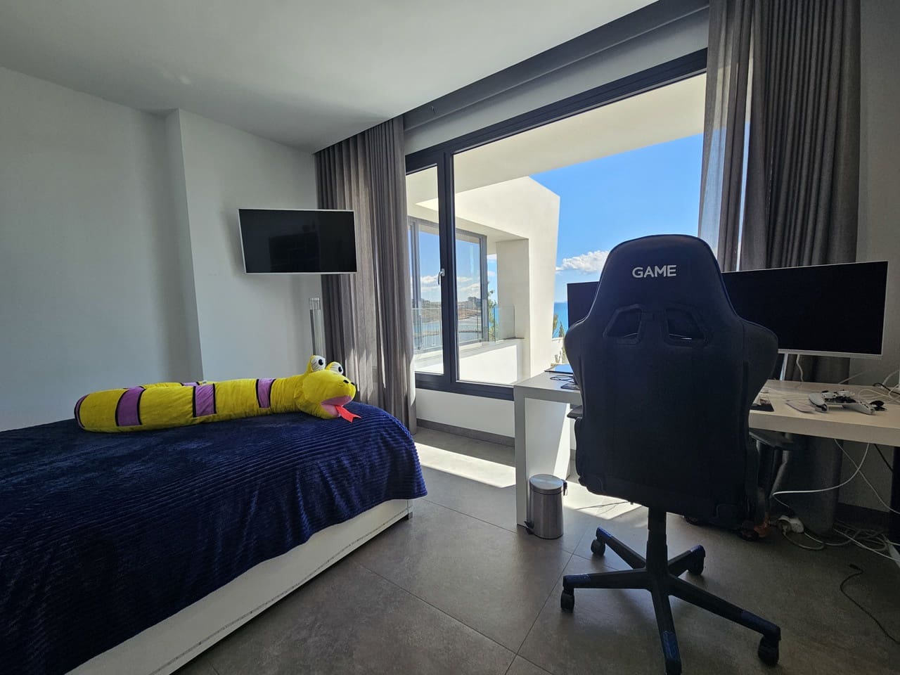 4 bedroom Villa for sale in Cabo Roig with garage - € 4,750,000 (Ref: 9314802)