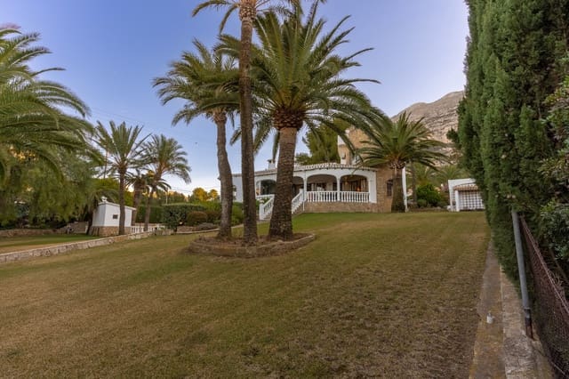 3 soveværelse Villa til salg i El Montgó, Dénia med swimmingpool garage - € 750.000 (Ref: 9314807)