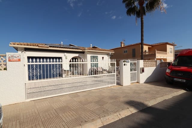 5 bedroom Villa for sale in La Nucia with garage - € 795,000 (Ref: 9314813)