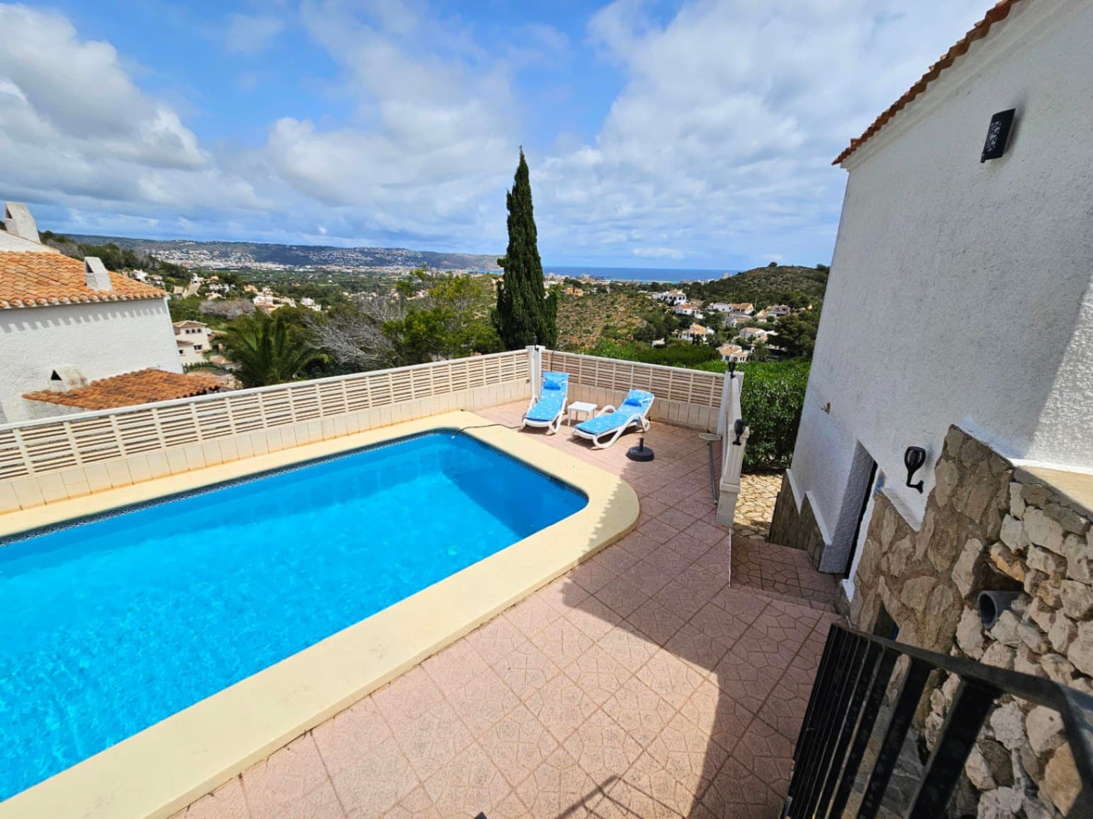 Chalet de 3 habitaciones en Javea / Xàbia en venta con garaje - 695.000 € (Ref: 9314817)