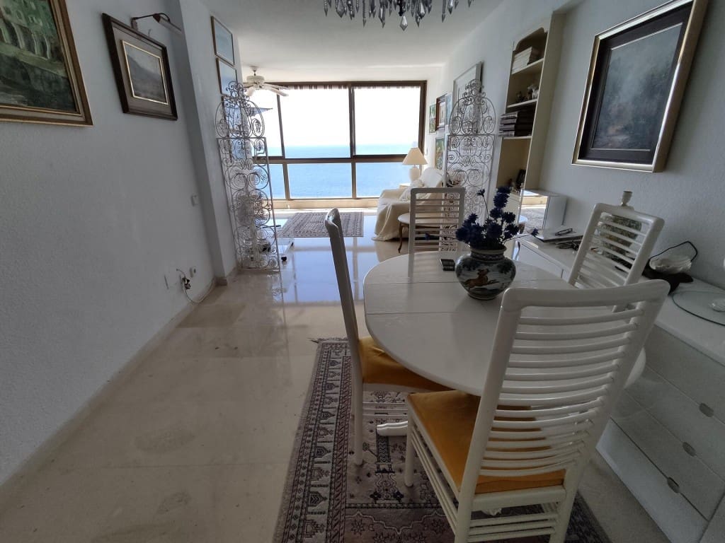 3 bedroom Apartment for sale in Benidorm with pool garage - € 685,000 (Ref: 9314829)