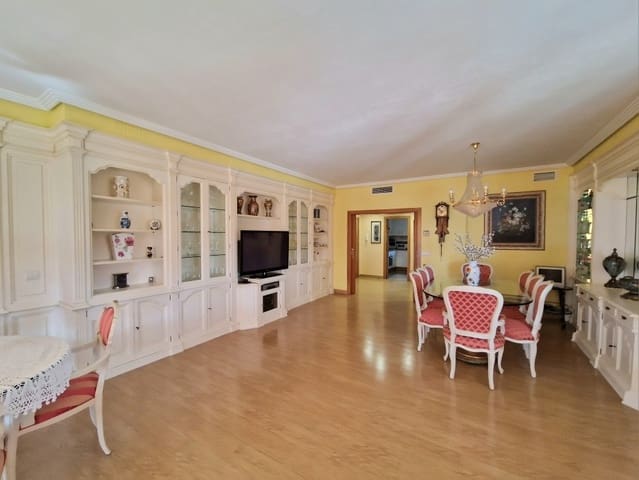 4 bedroom Apartment for sale in Levante Alto, Benidorm - € 685,000 (Ref: 9314830)