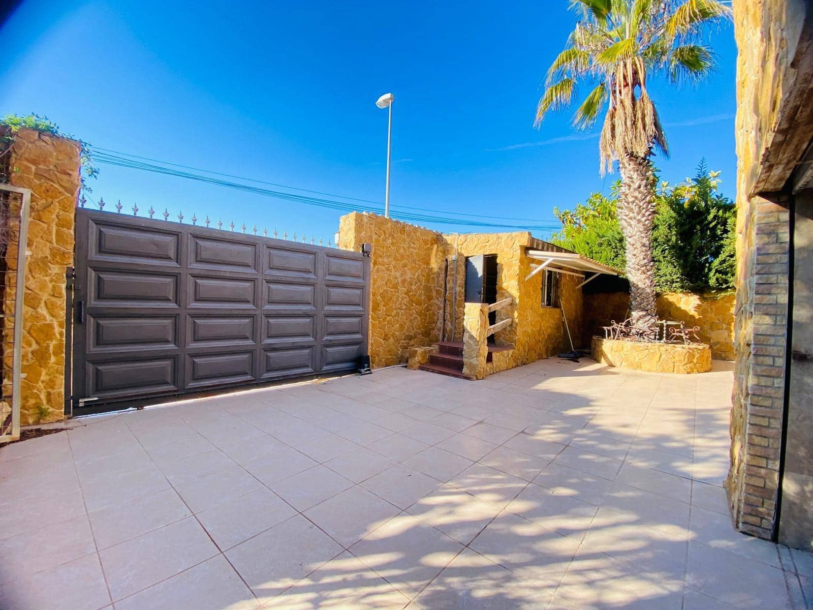 2 sypialnia Willa na sprzedaż w Orihuela Costa z basenem - 819 900 € (Ref: 9314834)