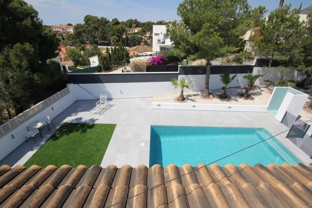 5 slaapkamer Villa te koop in La Nucia met zwembad garage - € 1.350.000 (Ref: 9314838)