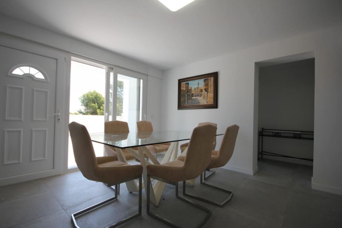 5 soverom Villa til salgs i La Nucia med svømmebasseng garasje - € 1 350 000 (Ref: 9314838)