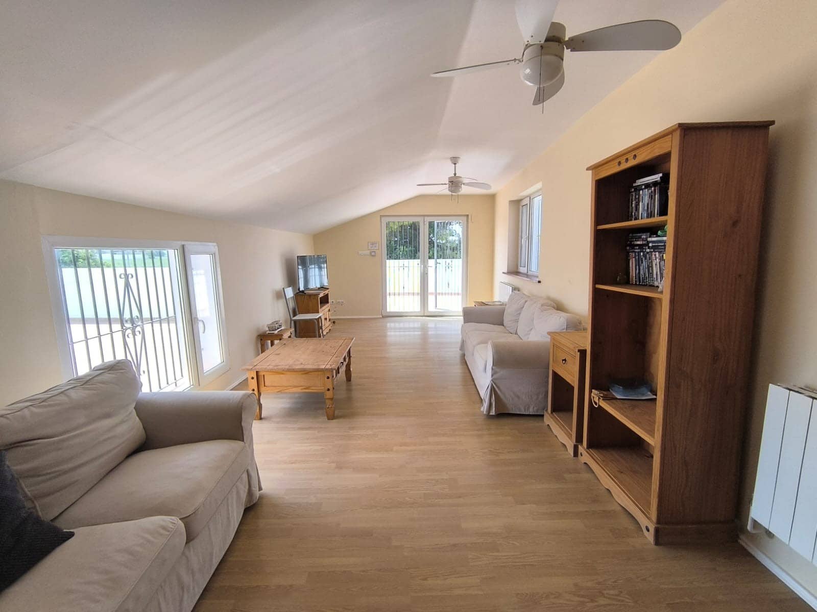 13 bedroom Villa for sale in Villena with garage - € 699,995 (Ref: 9314840)