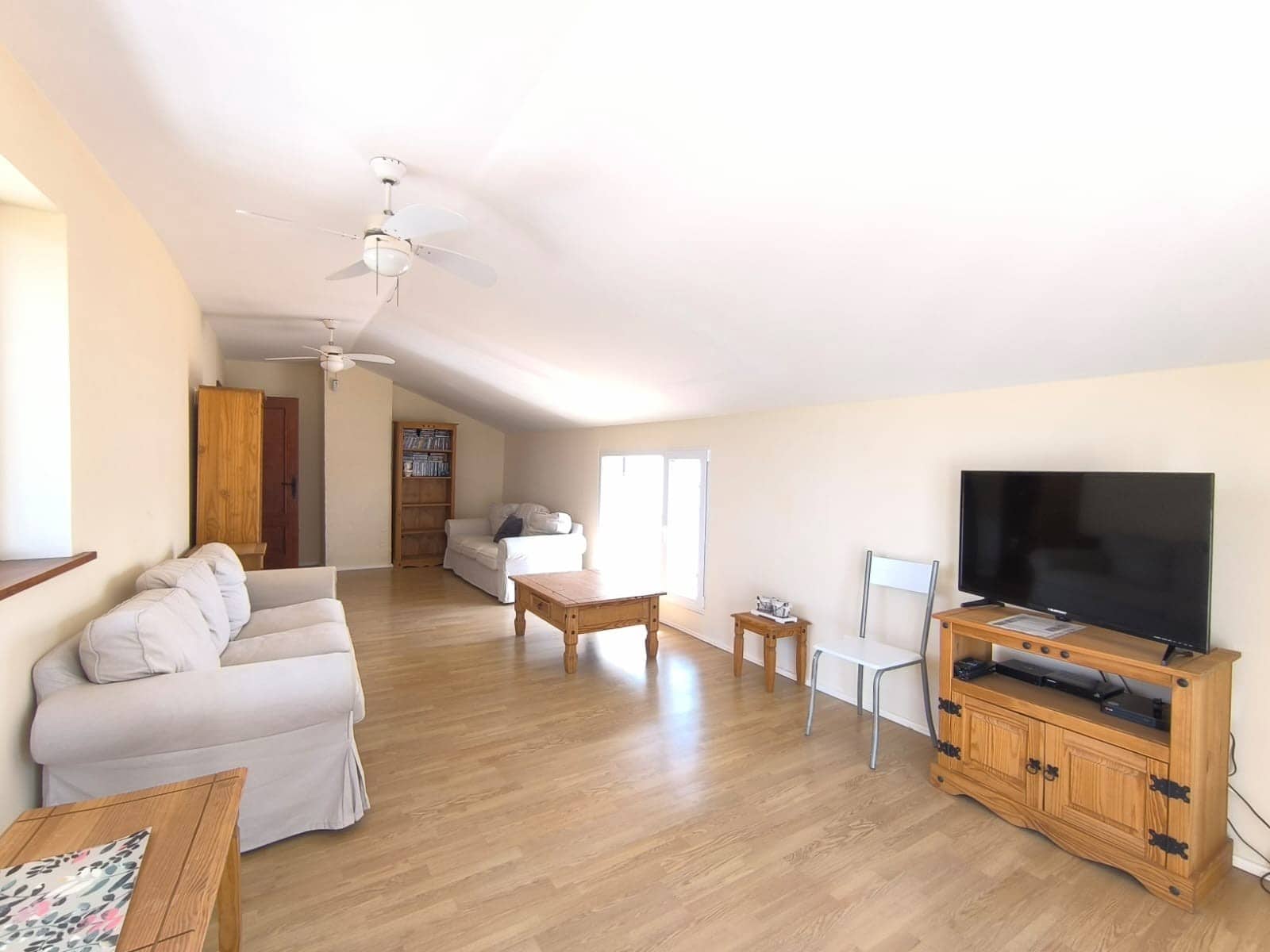 13 bedroom Villa for sale in Villena with garage - € 699,995 (Ref: 9314840)