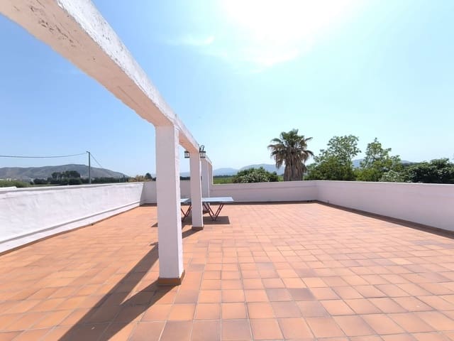 13 bedroom Villa for sale in Villena with garage - € 699,995 (Ref: 9314840)