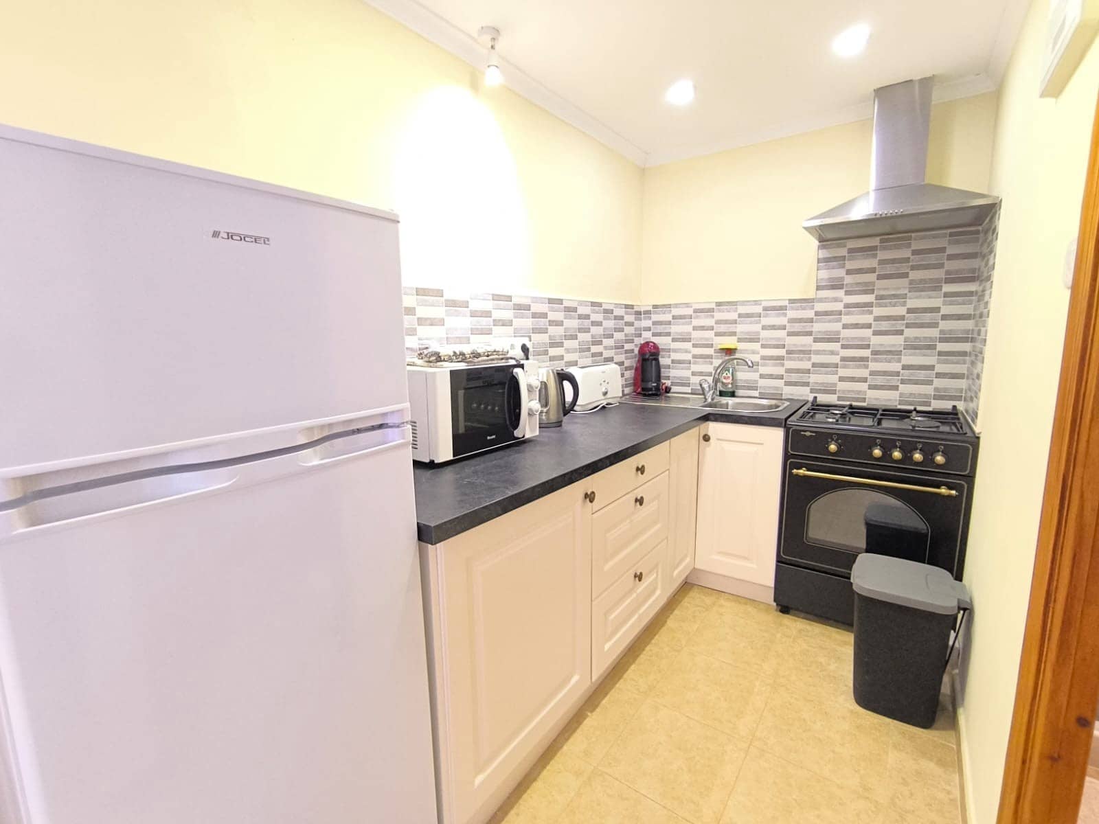 13 bedroom Villa for sale in Villena with garage - € 699,995 (Ref: 9314840)