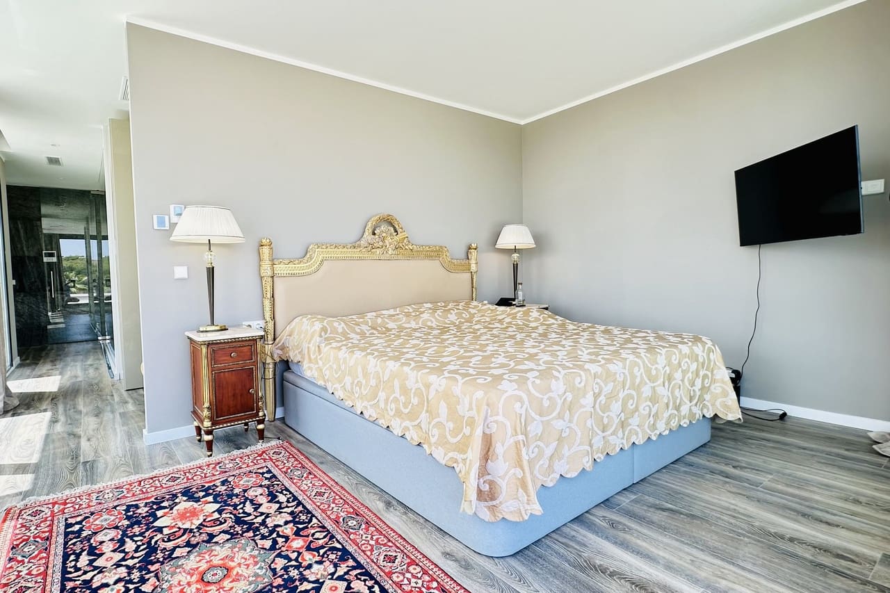 6 sovrum Villa till salu i Las Colinas Golf med garage - 2 350 000 € (Ref: 9314845)