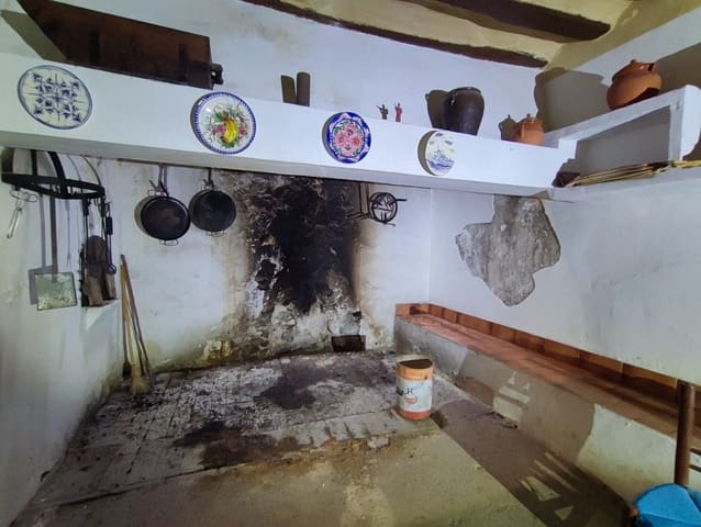 10 soveværelse Finca/Landehus til salg i Yecla med garage - € 675.000 (Ref: 9314846)