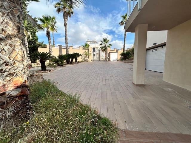 4 camera da letto Villa in vendita in Ciudad Quesada, Rojales con piscina garage - 839.999 € (Rif: 9314854)