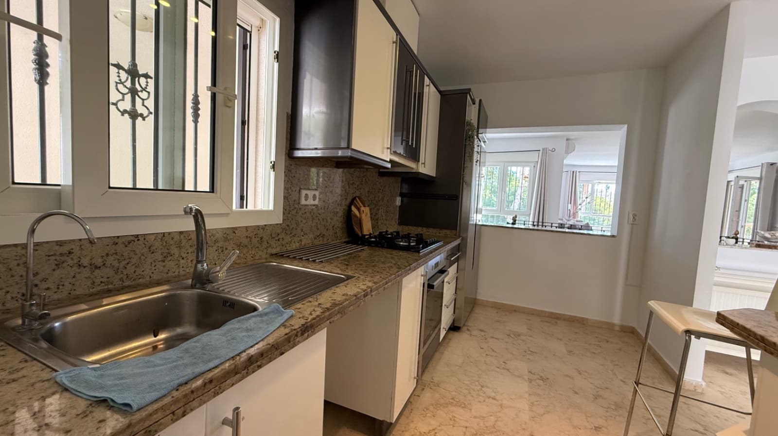 4 bedroom Villa for sale in Orihuela with garage - € 675,000 (Ref: 9314864)