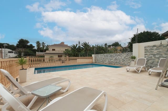 6 slaapkamer Villa te koop in Los Balcones - Los Altos, Torrevieja - € 699.000 (Ref: 9314867)