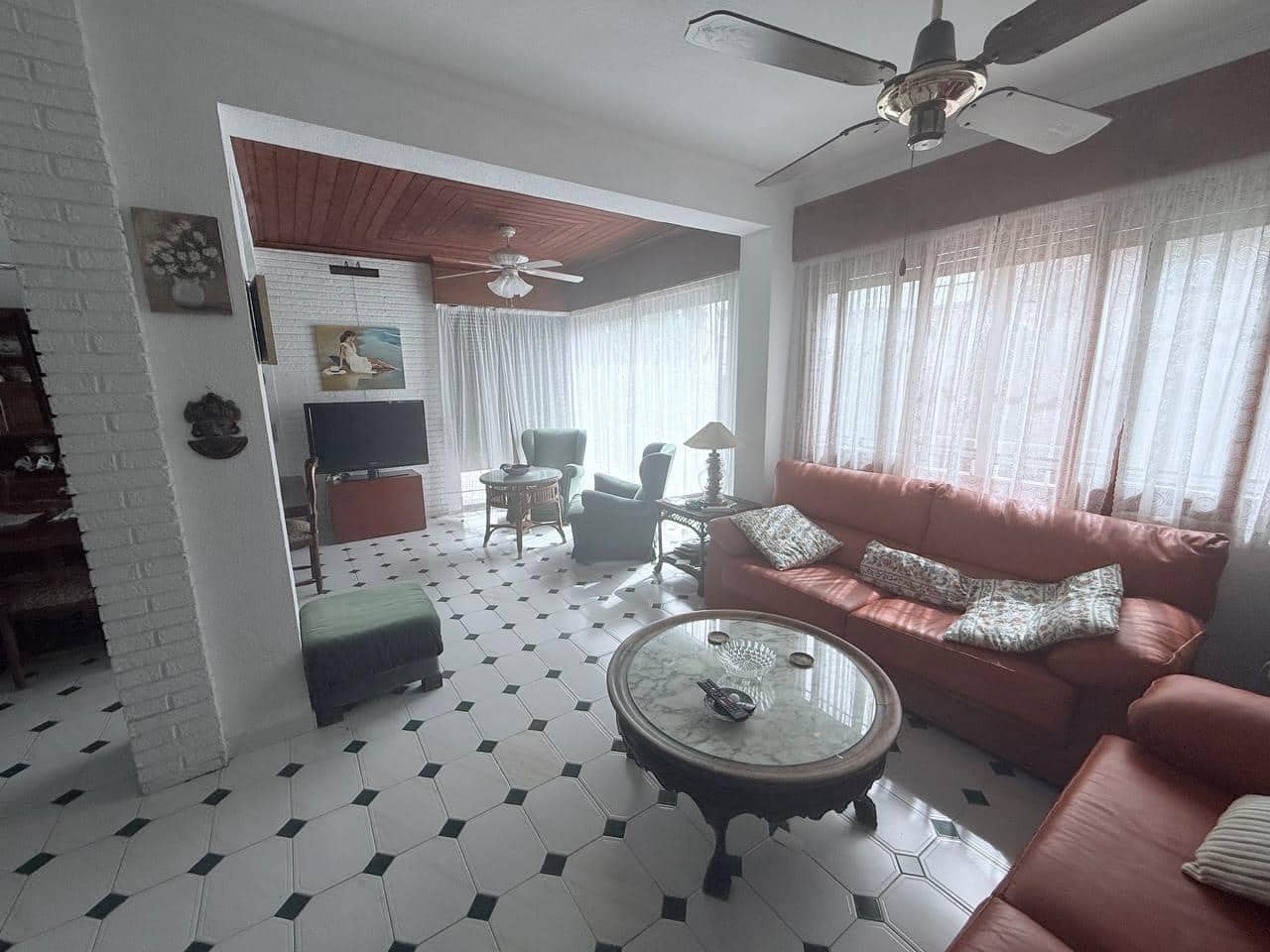 4 bedroom Villa for sale in Orihuela Costa - € 685,000 (Ref: 9314872)