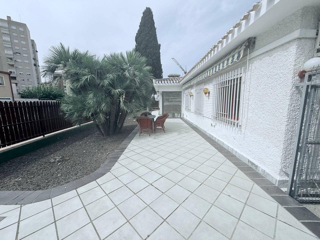 4 bedroom Villa for sale in Orihuela Costa - € 685,000 (Ref: 9314872)